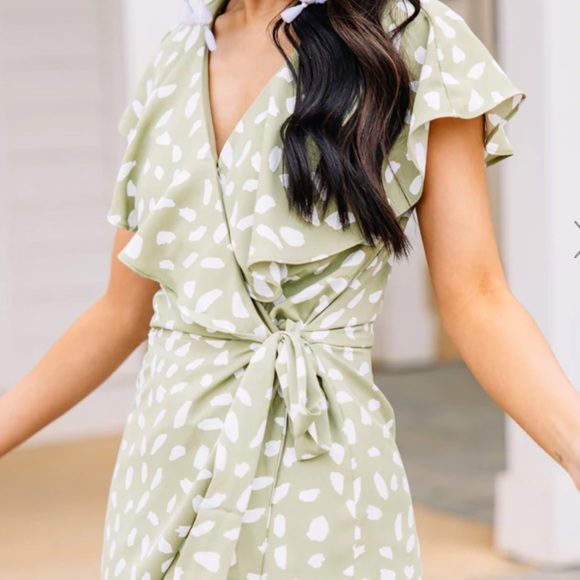 Green Tea Spotted Romper Size Large NWT - Picture 3 of 5